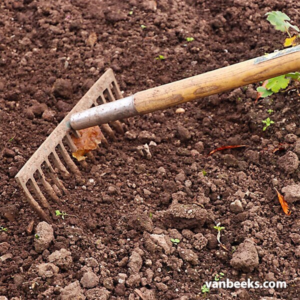 Heavy Duty Levelling Rake